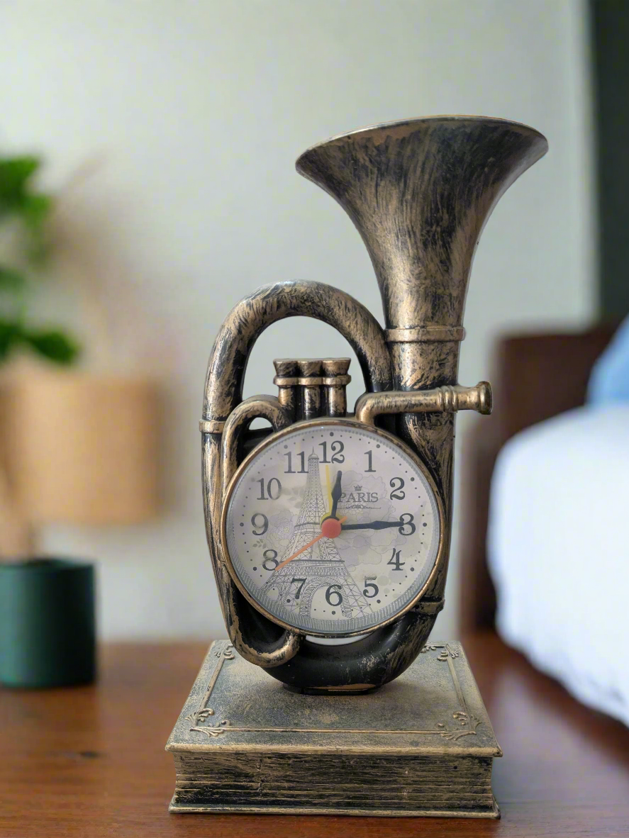 Trumpet Table Clock | Metallic color