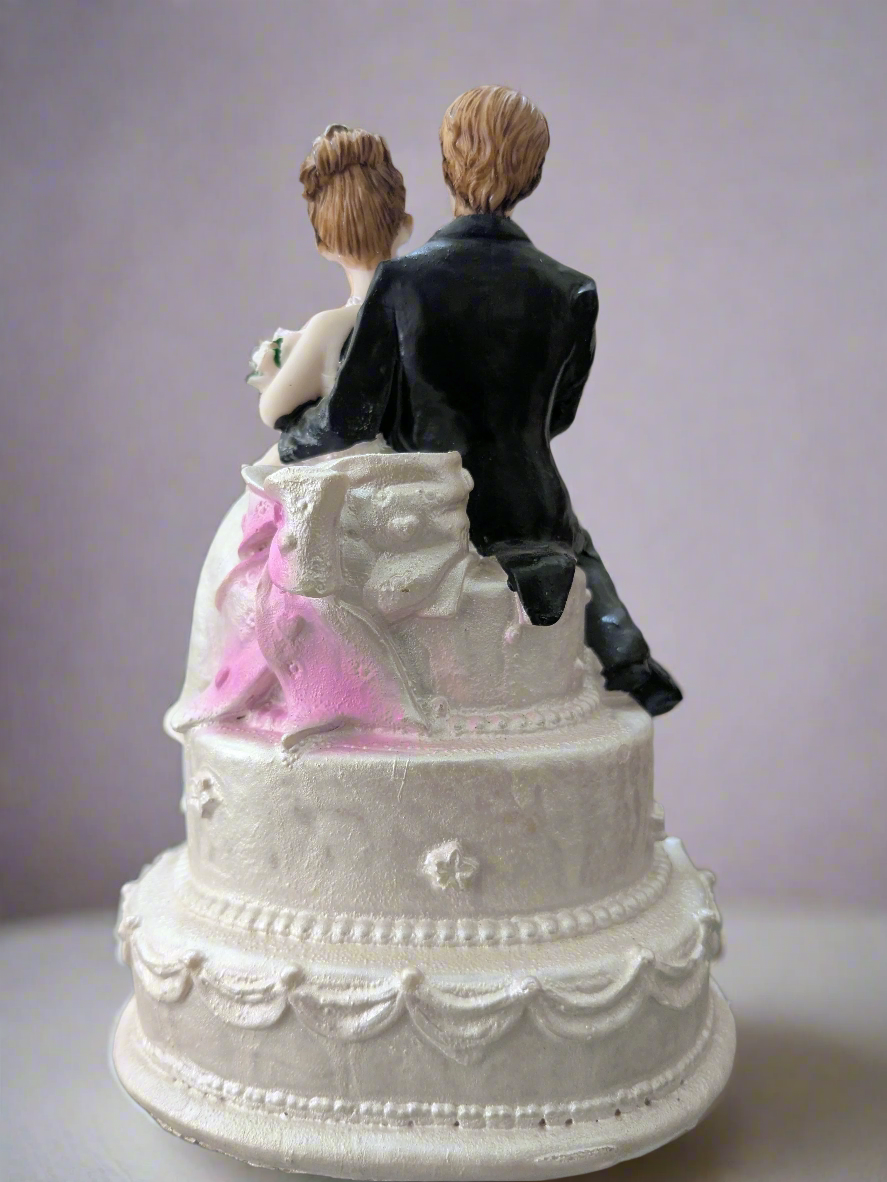 Romantic Bride & Groom Cake Top Figurine Gift